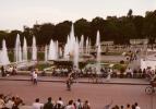 Trocadero Plaza, Paris, august 1995. Rolleiflex SL35 + Distagon 35mm, Kodak Gold 100. The Trocadero is *the* place to hang out. Note the djembe session going in the centre.