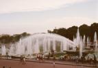 Trocadero Plaza, Paris, august 1995. Rolleiflex SL35 + Distagon 35mm, Kodak Gold 100. Every now and again white stuff comes out...