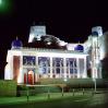 Muscat, Oman, october 1995. Rolleiflex 3.5 B, Kodak Gold 100.